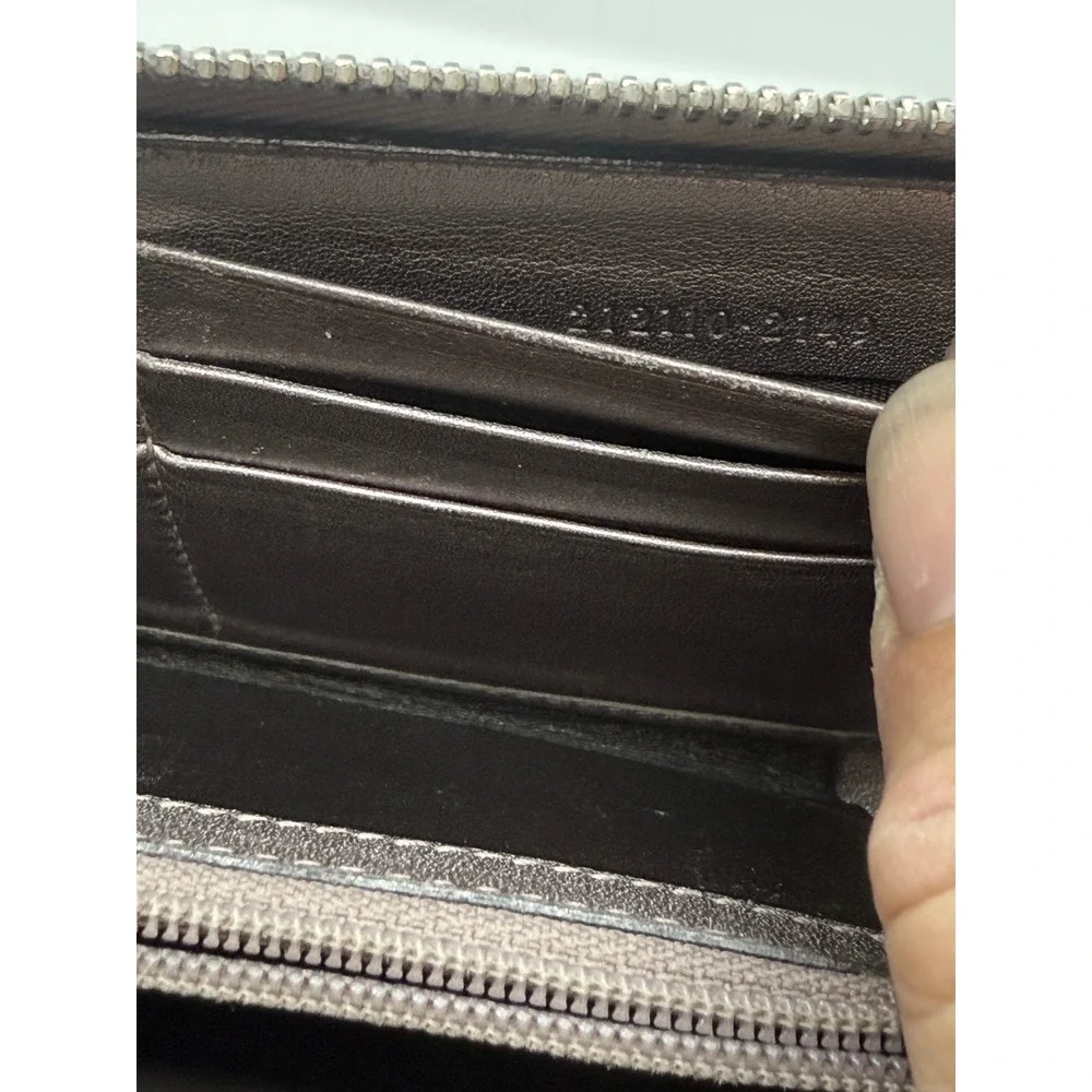 Gucci GG Monogram Zip‎ Around Wallet Silver Purple Gray Leather PVC Mirror